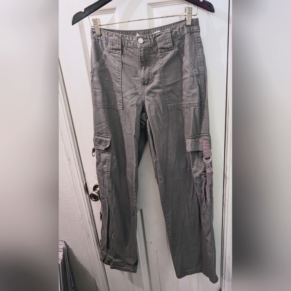 Tinseltown Juniors' Gray Twill Cargo Pants